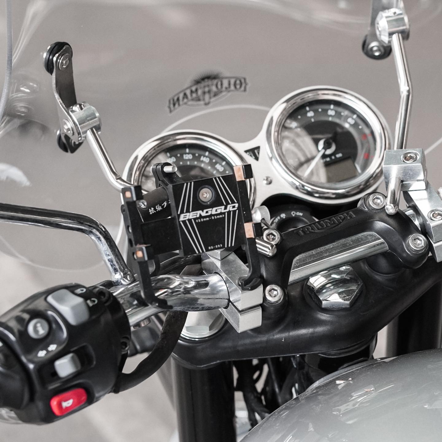 ชิวหน้า ไฟกลม ทรงสูง 47 ซม. สีใส