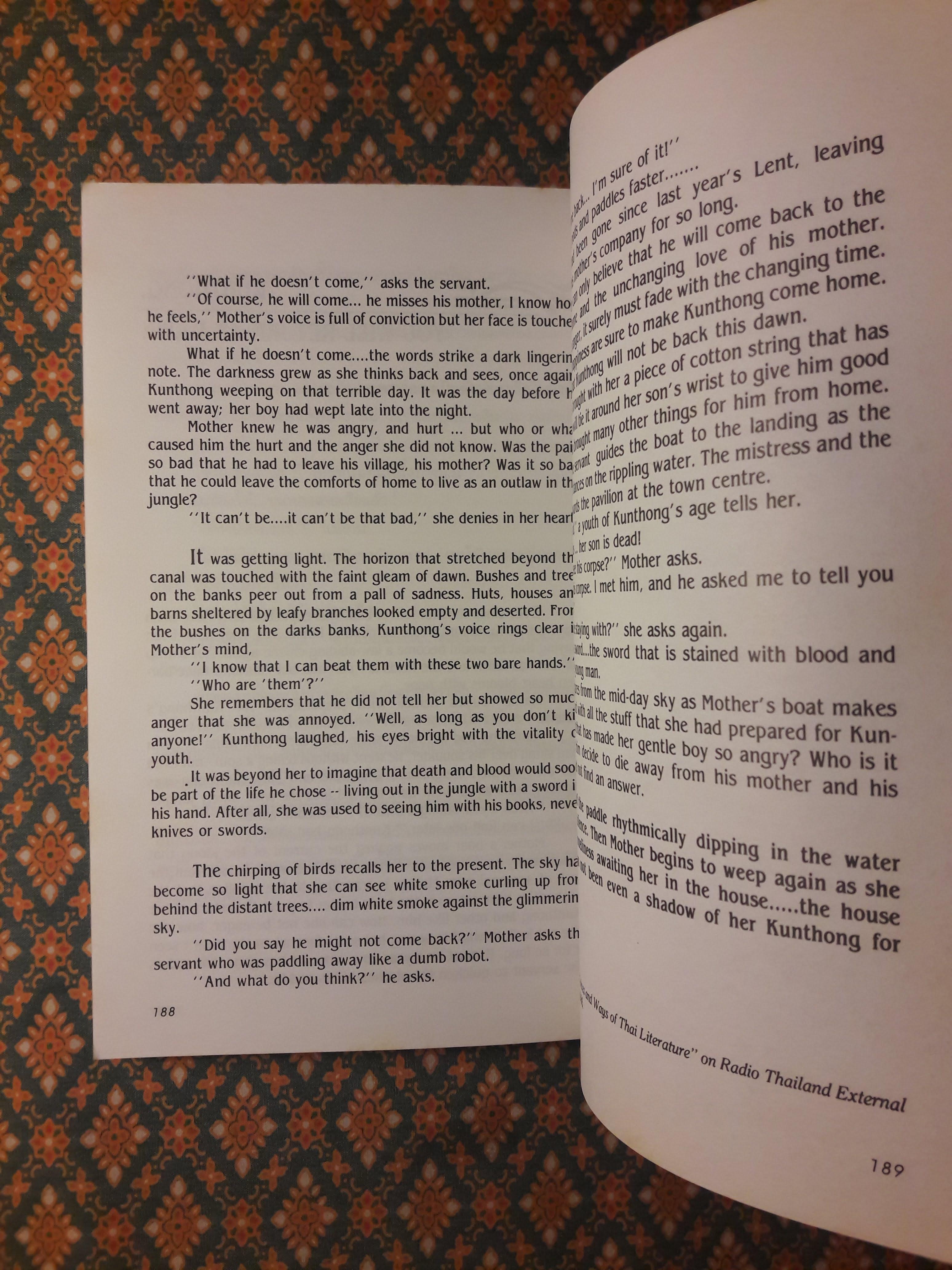 ขุนทองเจ้าจะกลับมาเมื่อฟ้าสาง ฉบับสองภาษา ไทย-อังกฤษ “รวมเรื่องสั้นรางวัลซีไรต์ ปี พ.ศ.2524”