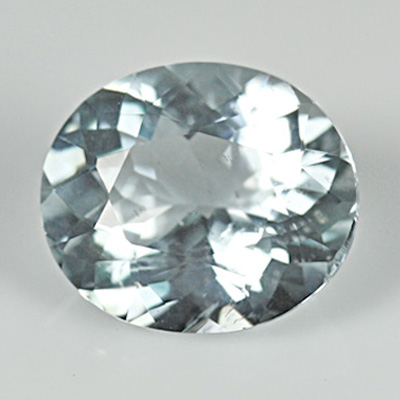 อความารีน (Aquamarine) 1.53 กะรัต สีฟ้าอ่อนน้ำทะเล รูปไข่