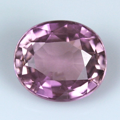 แซปไฟร์สีม่วงชมพู (Violet-Pink Sapphire) 0.75 กะรัต สีม่วงอมชมพู ประกายดี