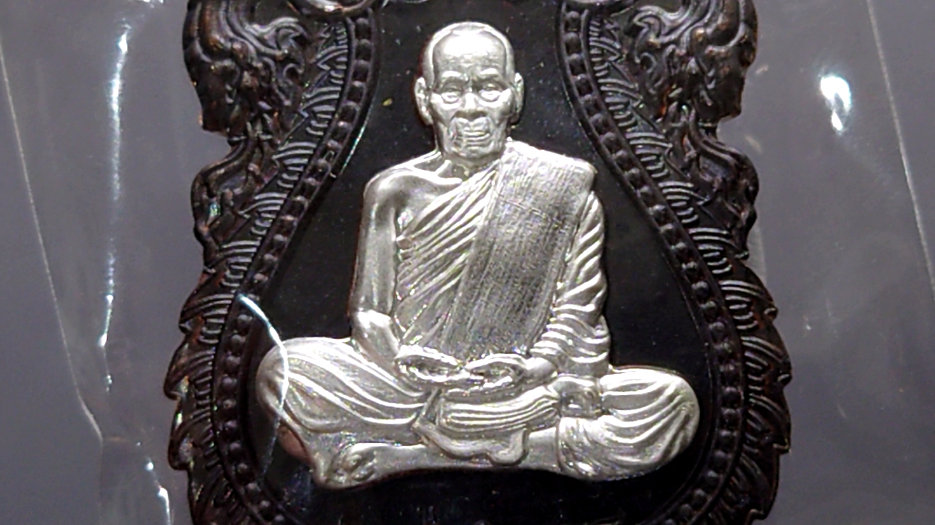 เหรียญรุ่นรวยมหาศาล (เหรียญแถมยกลัง) เนื้อนวะ หน้ากากเงินแท้ หลวงพ่อพัฒน์ วัดห้วยด้วน โคท 173