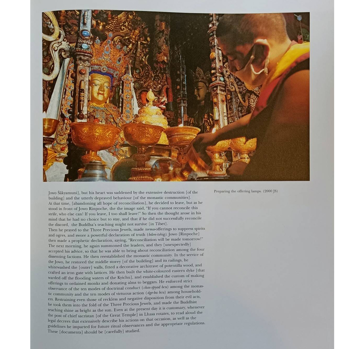 Riverbooks หนังสือประวัติศาสตร์ : Jokhang Tibet's most sacred Buddhist Temple
