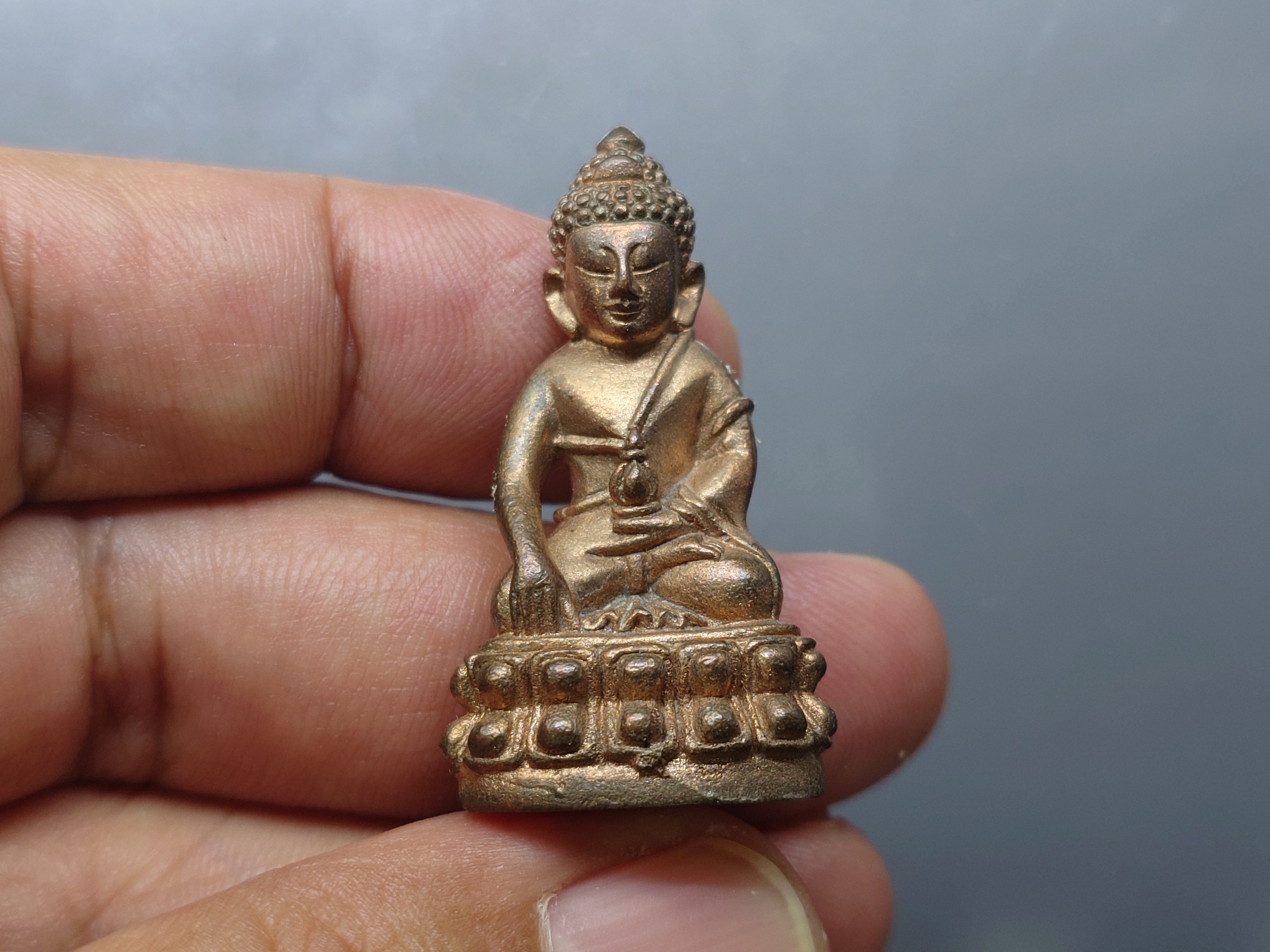 พระกริ่งหลวง เนื้อนวะโลหะ ตอกโค๊ต พิธีสมโภช 76 จังหวัด วัดสุทัศนเทพวราราม ปี2549 พร้อมกล่องเดิม