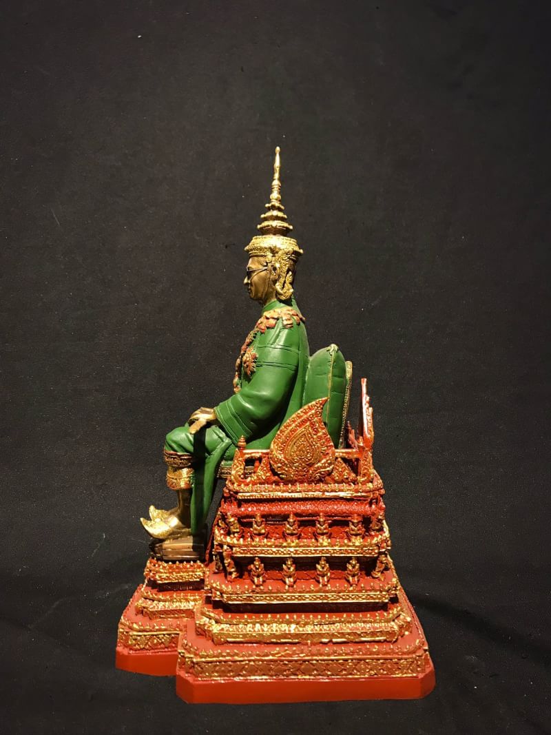 พระบรมรูปหล่อ รัชกาลที่ 9 ร.9 นั่งบัลลังก์ (2ถอด)