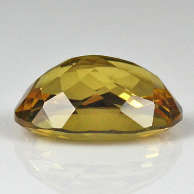 **ขายแล้ว**เบริลสีเหลือง (Yellow Beryl) 2.21 กะรัต สีเหลือง รูปไข่ ไฟดี