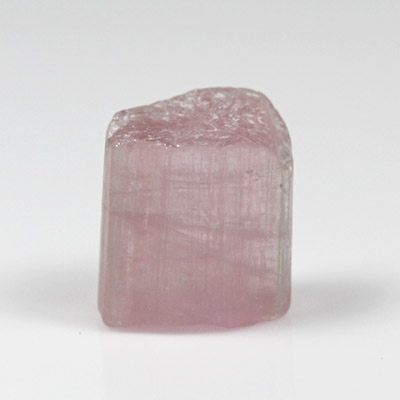 **ขายแล้ว**ผลึกทัวร์มาลีน (Tourmaline Crystal) 5.68 กะรัต สีชมพูหวาน เป็นแท่งน่ารัก