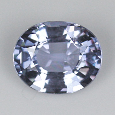 สปิเนลสีน้ำเงิน (Spinel) 0.66 กะรัต สีน้ำเงินอ่อน ไฟดี ประกายดี