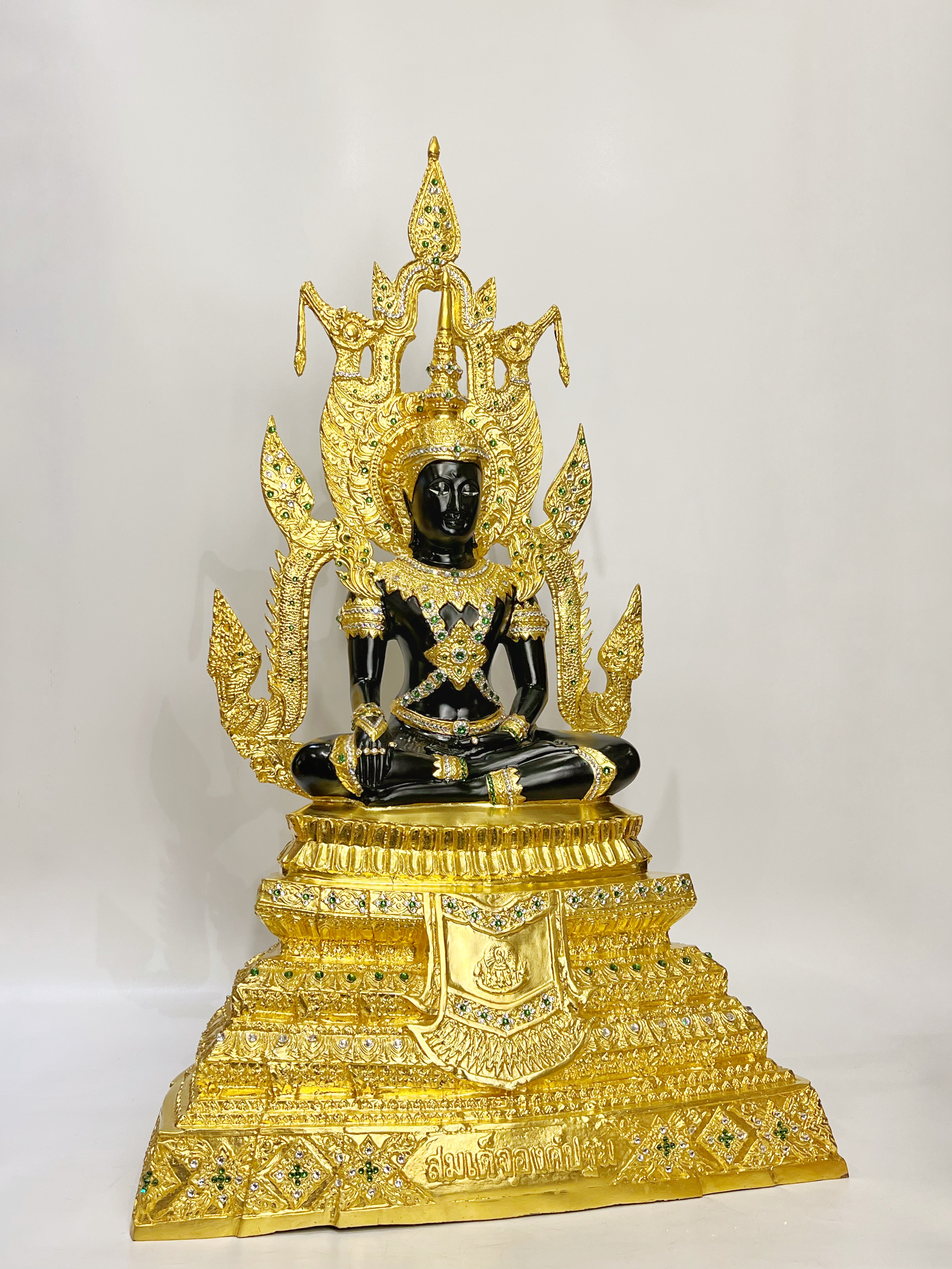 พระพุทธรูป สมเด็จองค์ปฐม หน้าตัก 12 นิ้ว หลวงพ่อฤาษีลิงดำจัดสร้าง วัดจันทาราม (วัดท่าซุง) จ.อุทัยธานี พ.ศ.2532