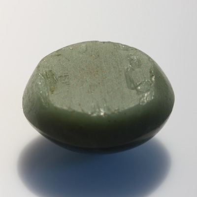 ควอตซ์ตาแมว (Cat's eye Quartz) 4.19 กะรัต สีเขียวอมเทา รูปไข่