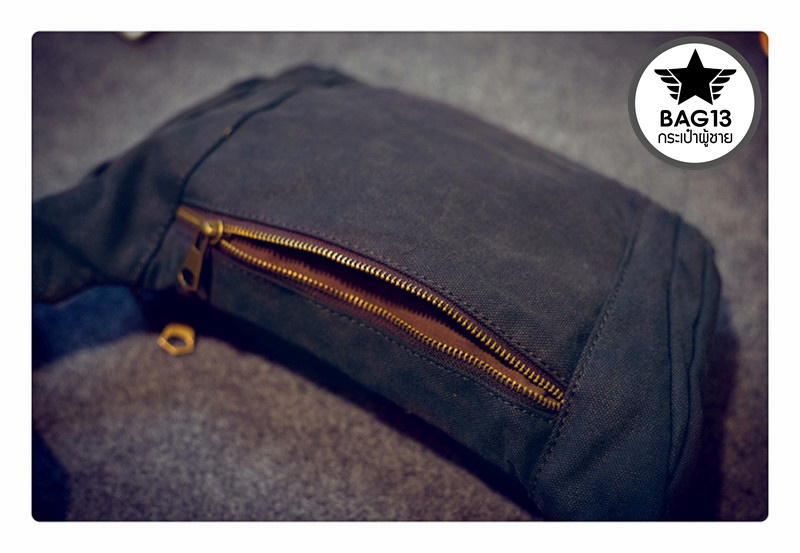 กระเป๋าคาดอกผู้ชาย รหัส B019