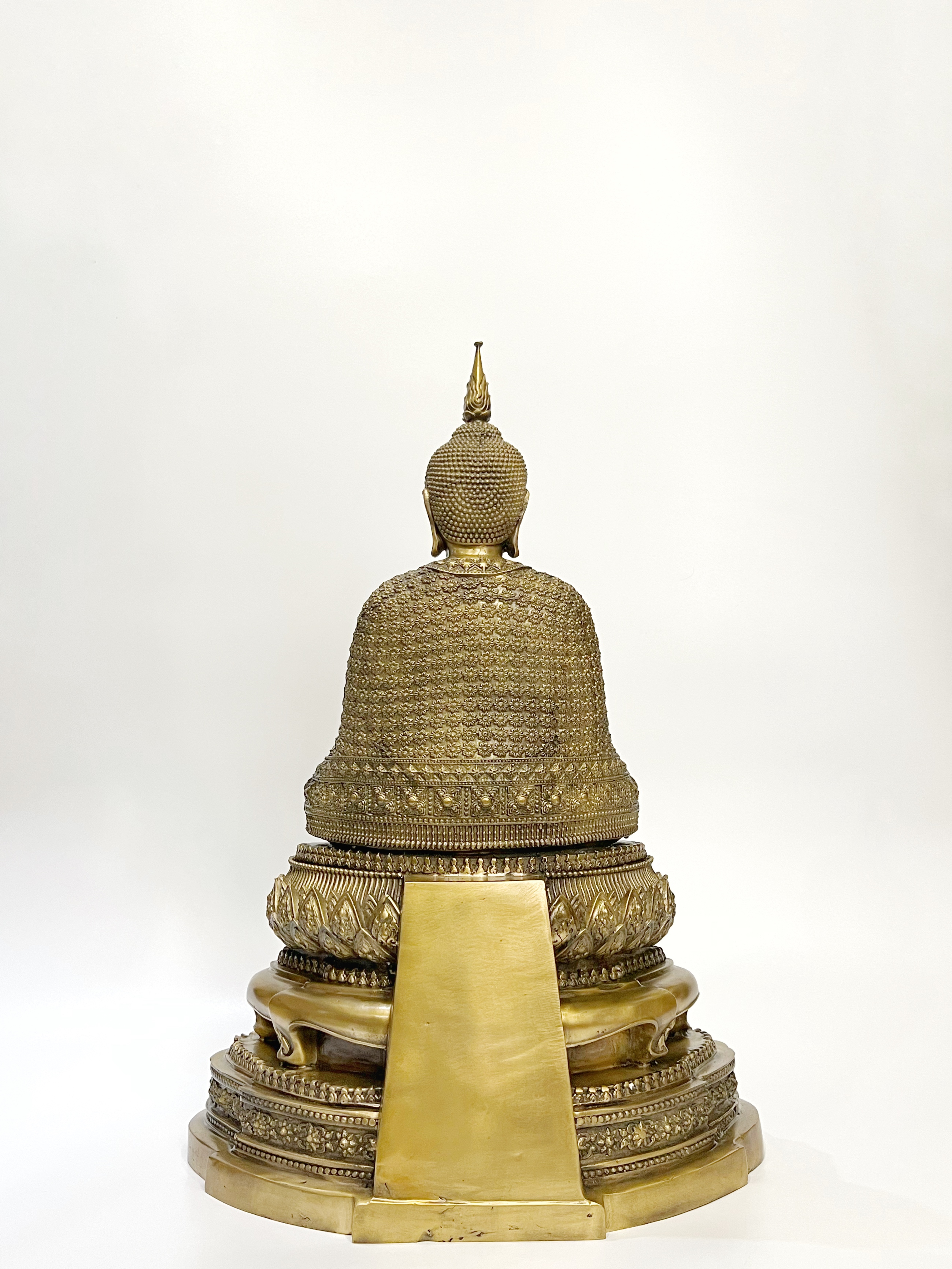รูปหล่อ พระแก้วมรกต ทรงเครื่อง 3 ฤดู หน้าตัก 9 นิ้ว