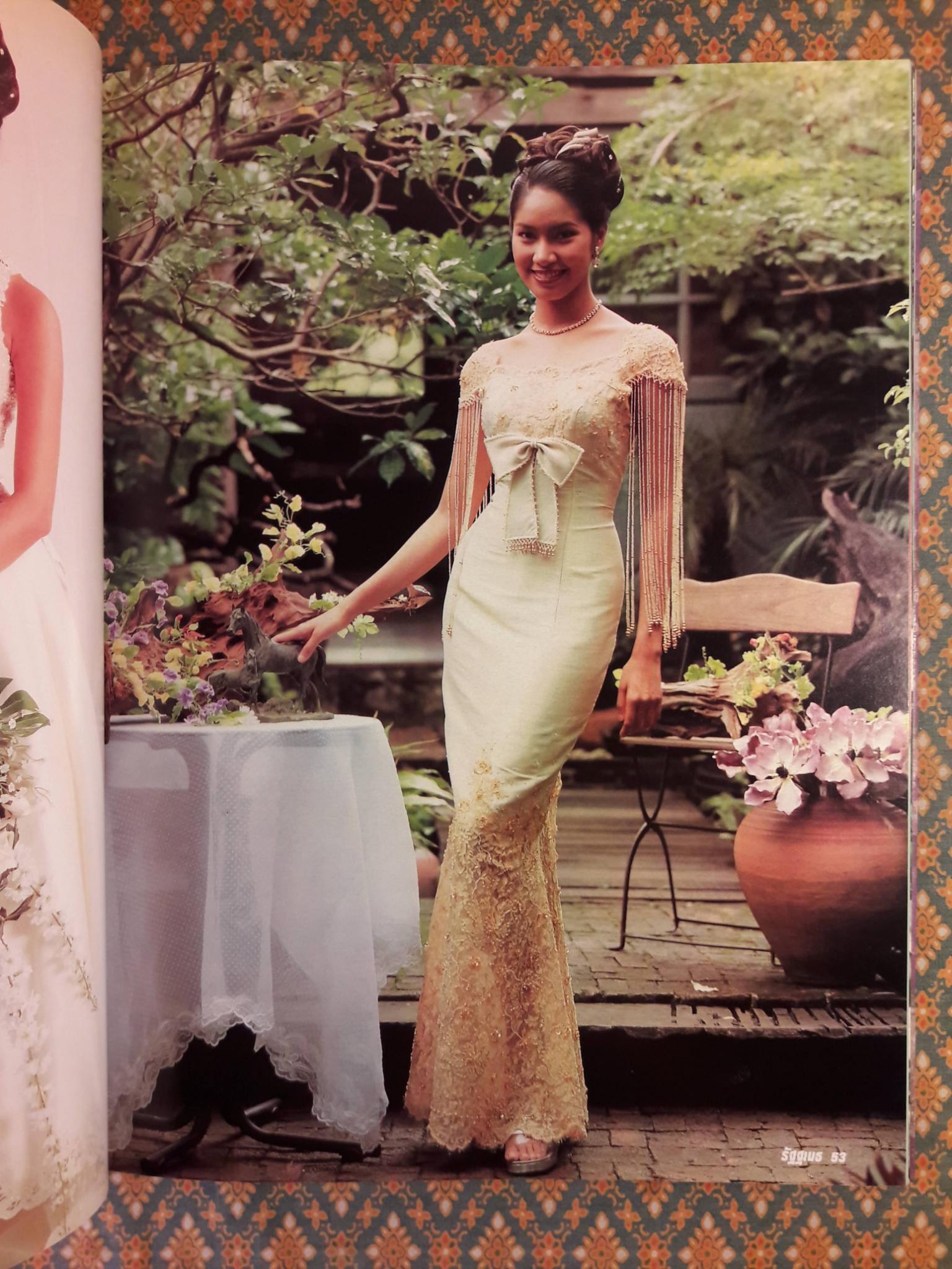 แฟชั่นเดอลุค ฉบับชุดวิวาห์ Fashion Deluxe For Wedding Collection
