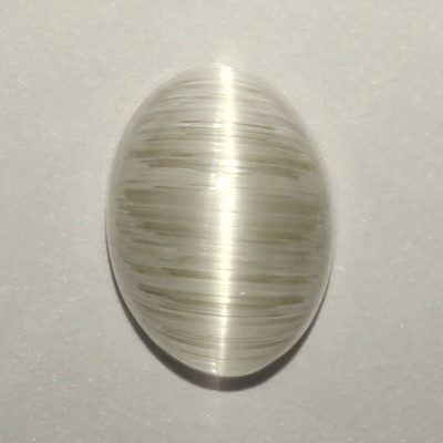 โทปาสตาแมว (Cat's eye Topaz) 3.73 กะรัต ตาแมวไหมสีเงิน หายาก