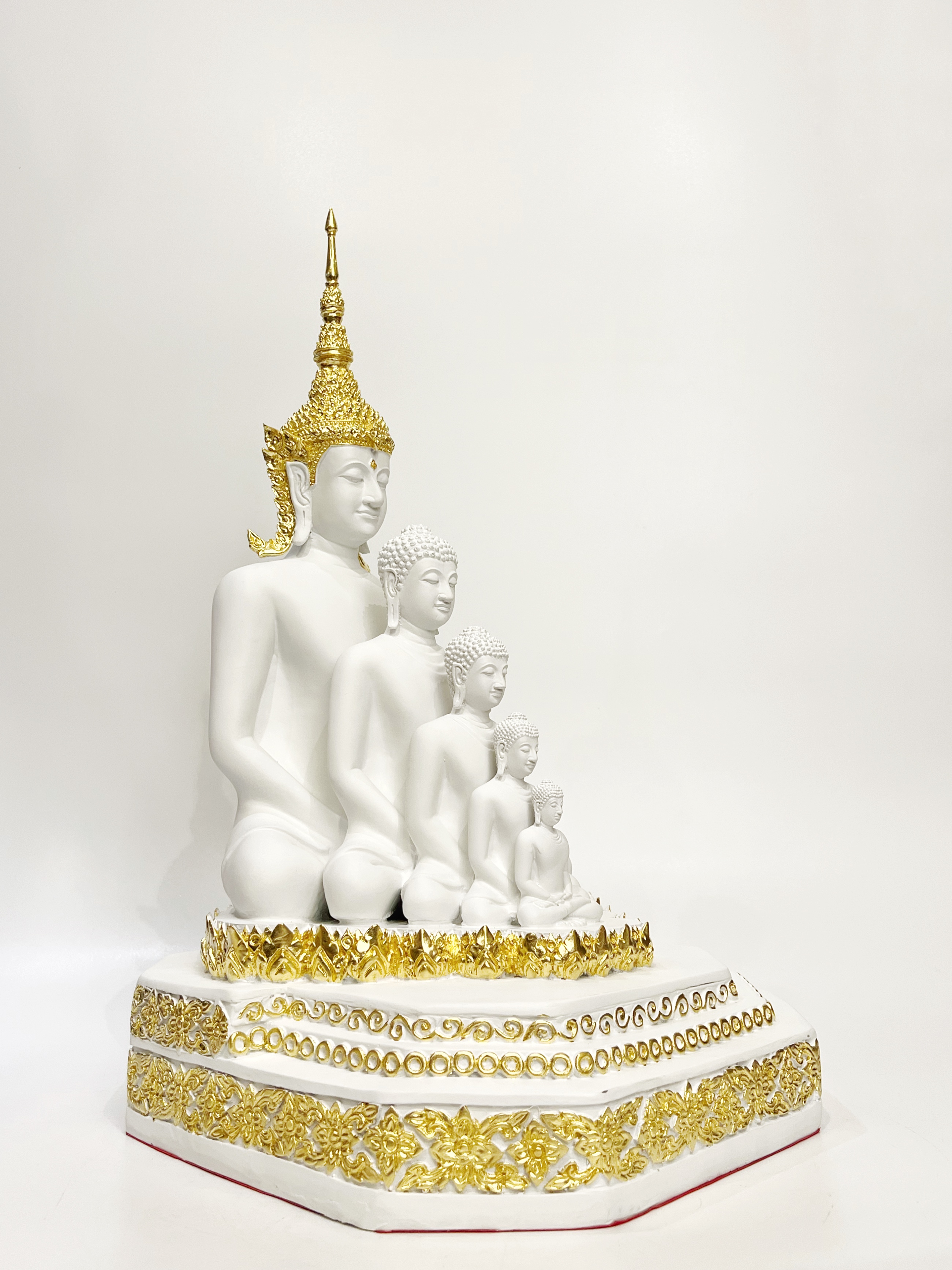 พระพุทธเจ้า 5 พระองค์ หน้าตัก 9 นิ้ว วัดพระธาตุผาซ่อนแก้ว