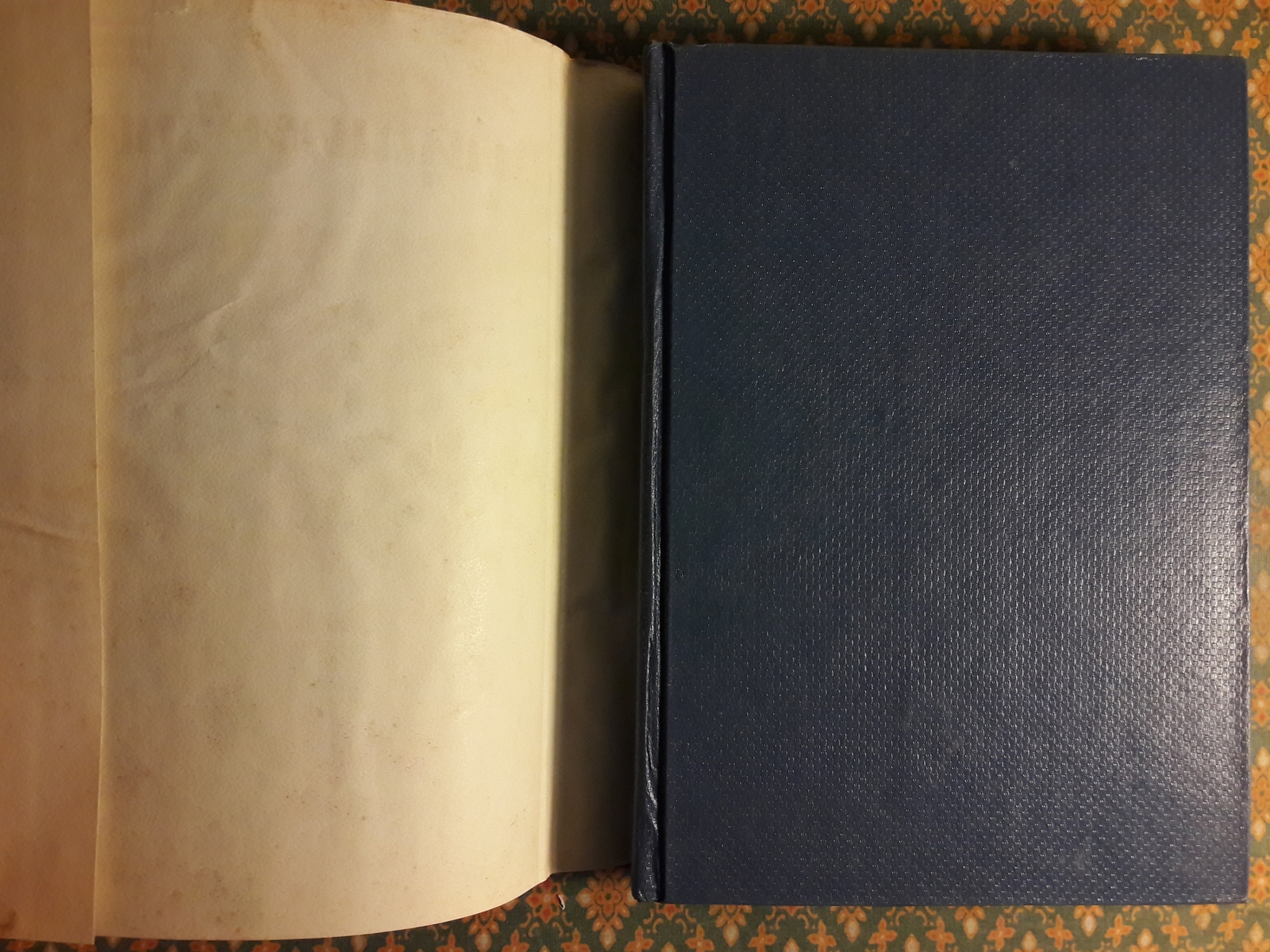 แด่คุณครูด้วยคมแฝก "หนังสือรางวัลยอดเยี่ยมประจำปี 2517"