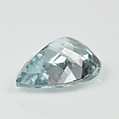 **ขายแล้ว** อความารีน (Aquamarine) 1.79 กะรัต ทรงหยดน้ำ สีฟ้าอ่อนน้ำทะเล