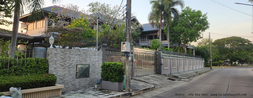 ขายบ้าน สัมมากร รามคำแหง ตึก 700 ตรม. หลังริม บ้านสวยริมทะเลสาบ55ไร่, ริมลานโล่ง3.7ไร่, ติดสวนหย่อม3.7ไร่, รถไฟฟ้าสายสีส้ม MRT สถานีสัมมากร บางกะปิ เกรด: Luxury House