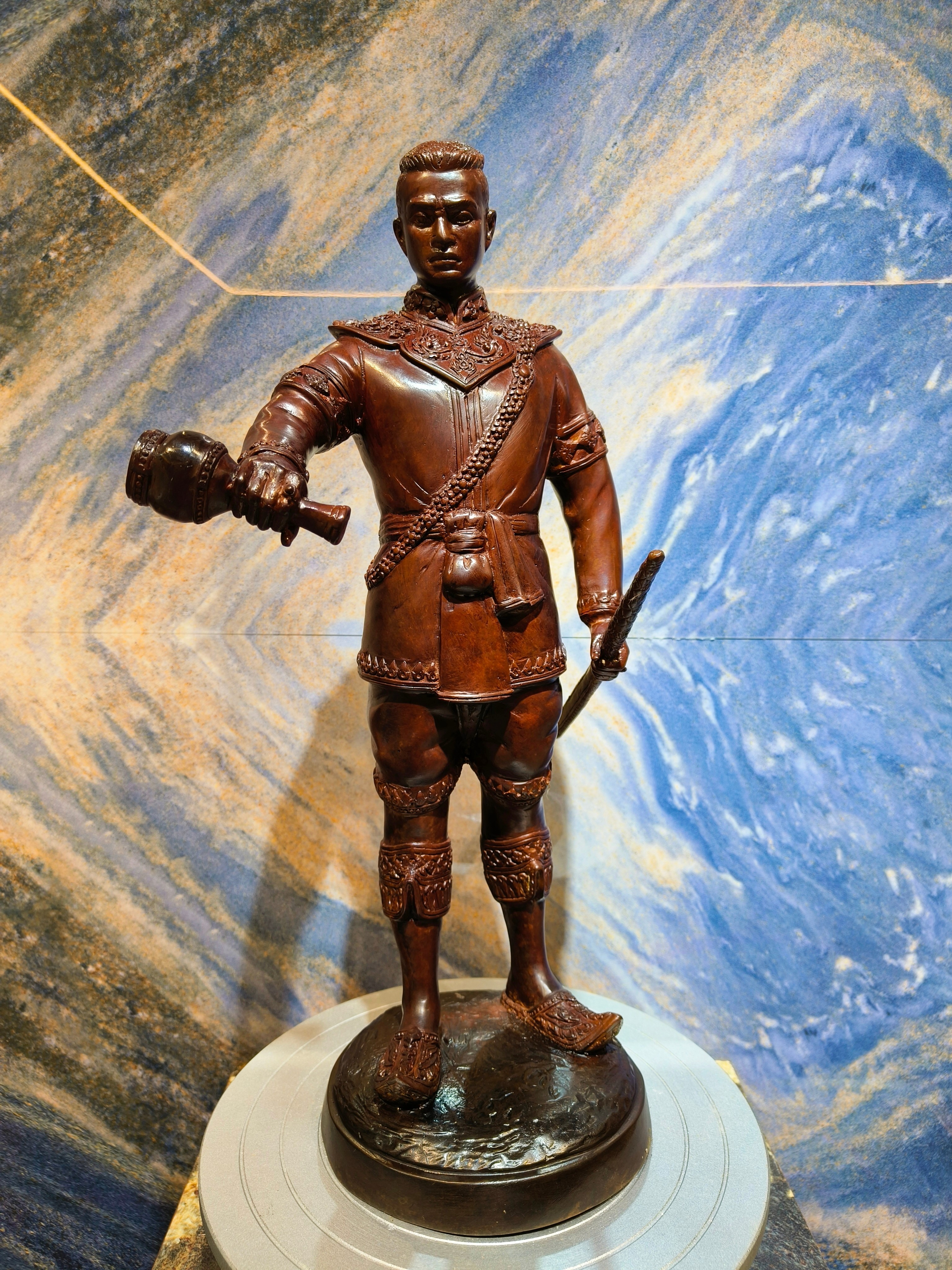 รูปหล่อ พระนเรศวร ยืนหลั่งทักษิโณทก หน้าตัก 9 นิ้ว