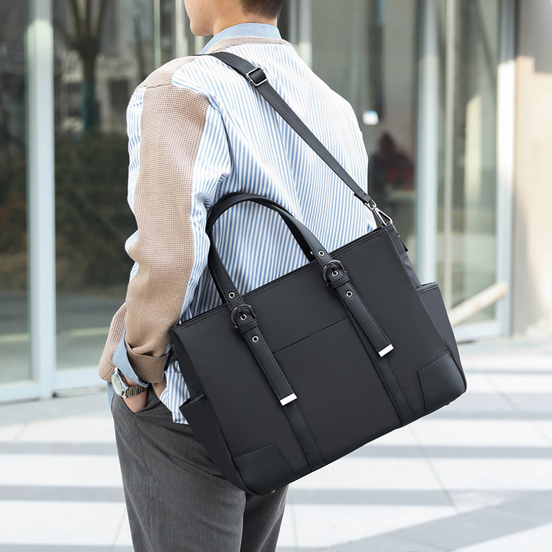 กระเป๋าสะพายข้าง Crossbody Bags กระเป๋าผู้ชาย กระเป๋าใส่ไปทำงาน ใส่ A4, หนังสือ, iPad ได้ A072