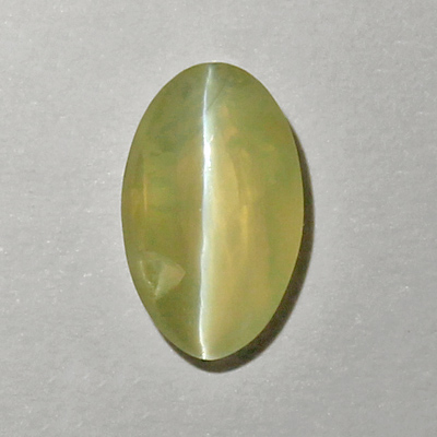 คริสโซเบริลตาแมวหรือไพฑูรย์ (Cat's eye Chrysoberyl) 1.25 กะรัต จากอินเดีย