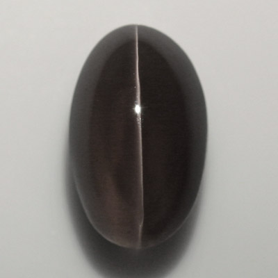 ซิลลิมาไนท์ตาแมว (Cat's eye Sillimanite) 3.40 กะรัต รูปทรงไข่ยาว ตาคม