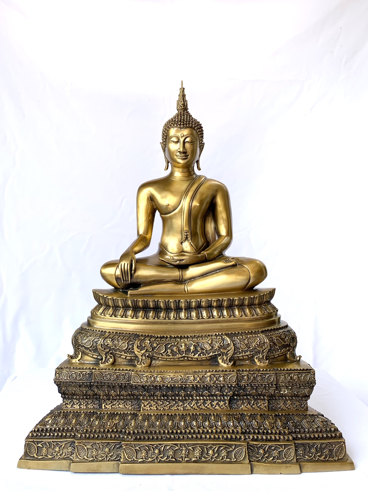 พระพุทธรูป พระพุทธชินสีห์ หน้าตัก 9" ฉลองพระชันษา 100 ปี สมเด็จพระญาณสังวร สมเด็จพระสังฆราช สกลมหาสังฆปริณายก ปี 2556 วัดบวรนิเวศวิหาร