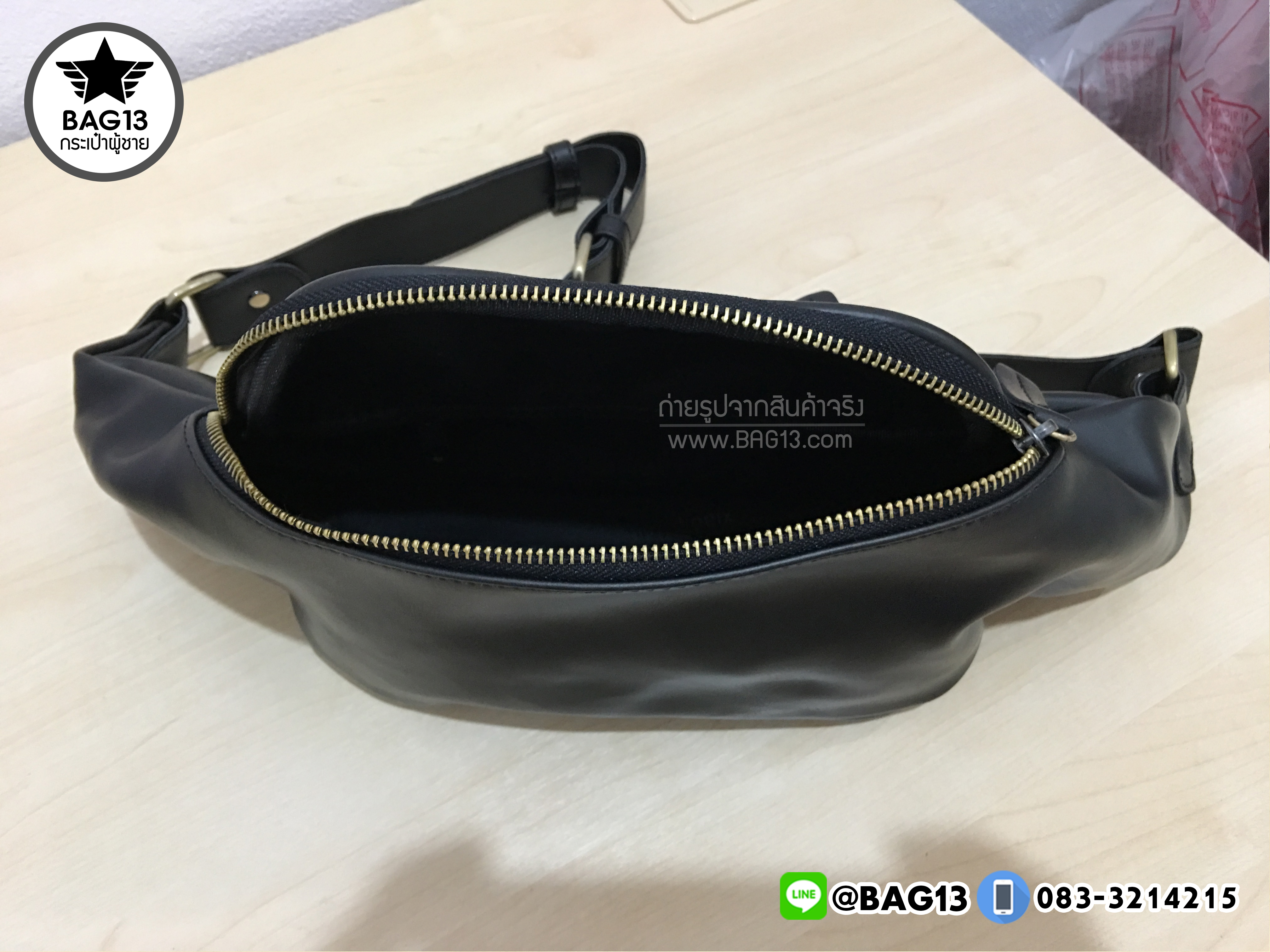 กระเป๋าคาดอกผู้ชาย รหัส B008