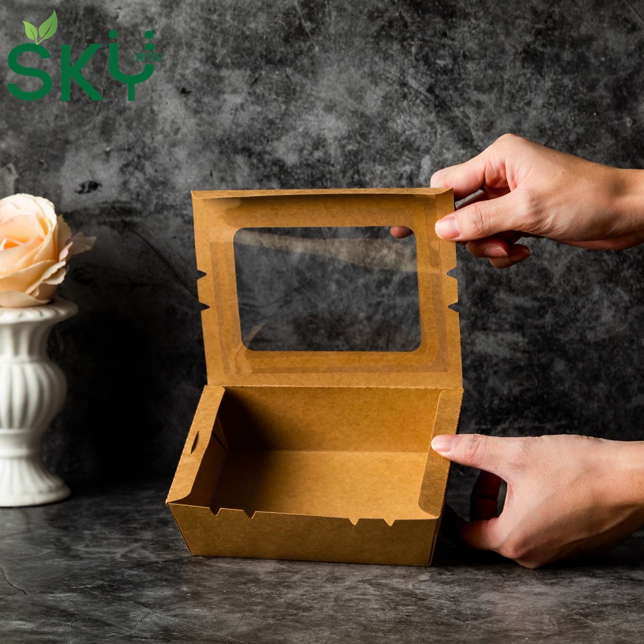 SKY [ยกลัง 200 ชุด] กล่องคราฟท์ฝาพับช่องหน้าต่าง (กล่อง Snack box)