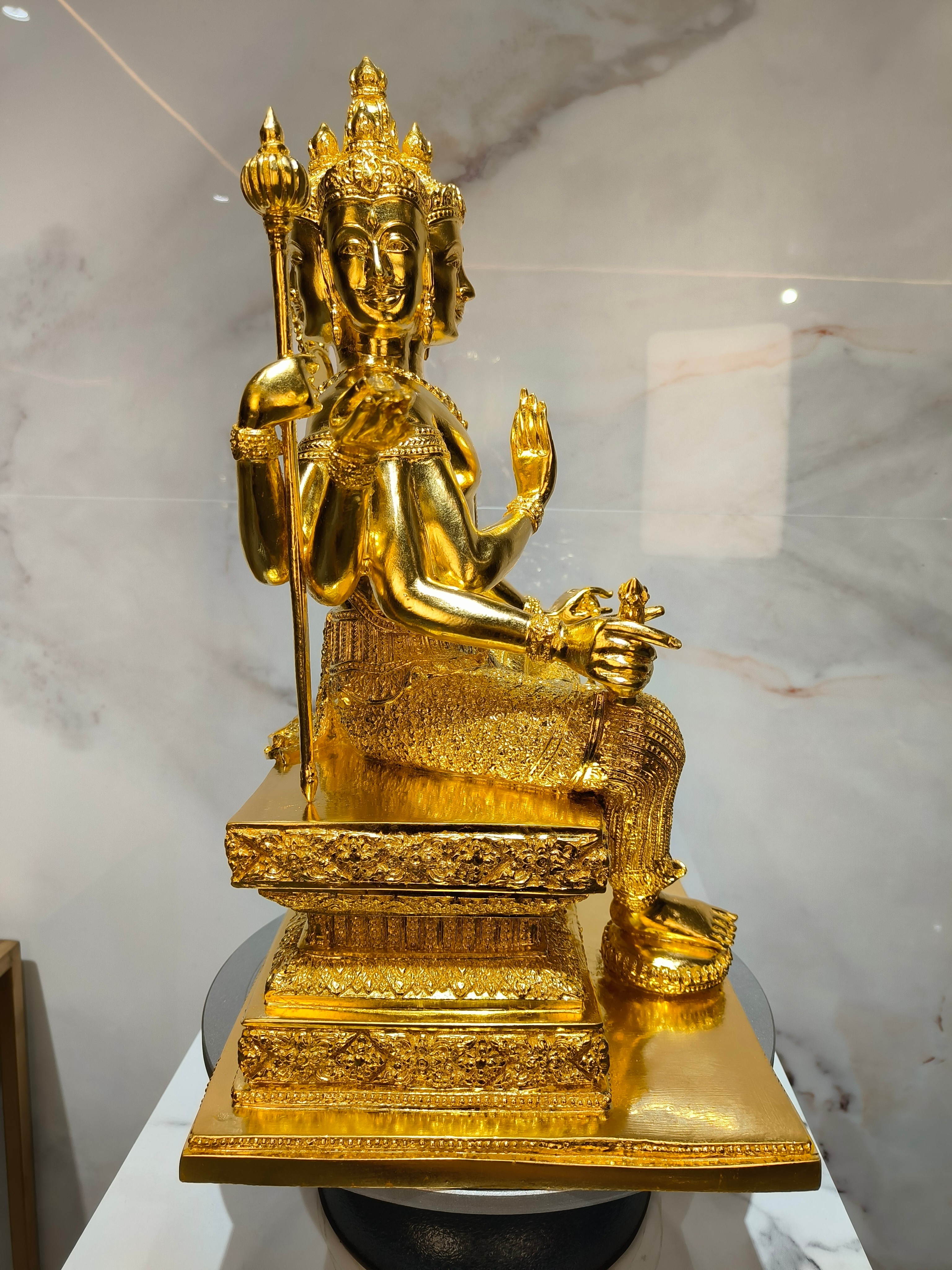 รูปหล่อ พระพรหม หน้าตัก 9 นิ้ว ปิดทองคำเปลว ปั้นต้นแบบโดยอาจารย์กรมศิลปากร