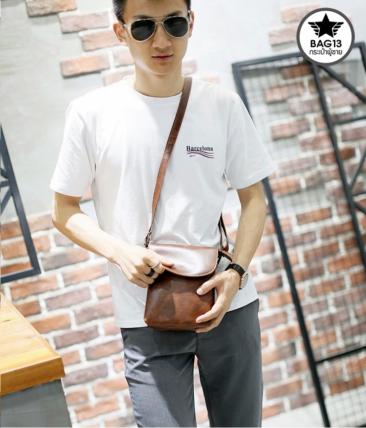 กระเป๋าสะพายข้างผู้ชาย รหัส A012