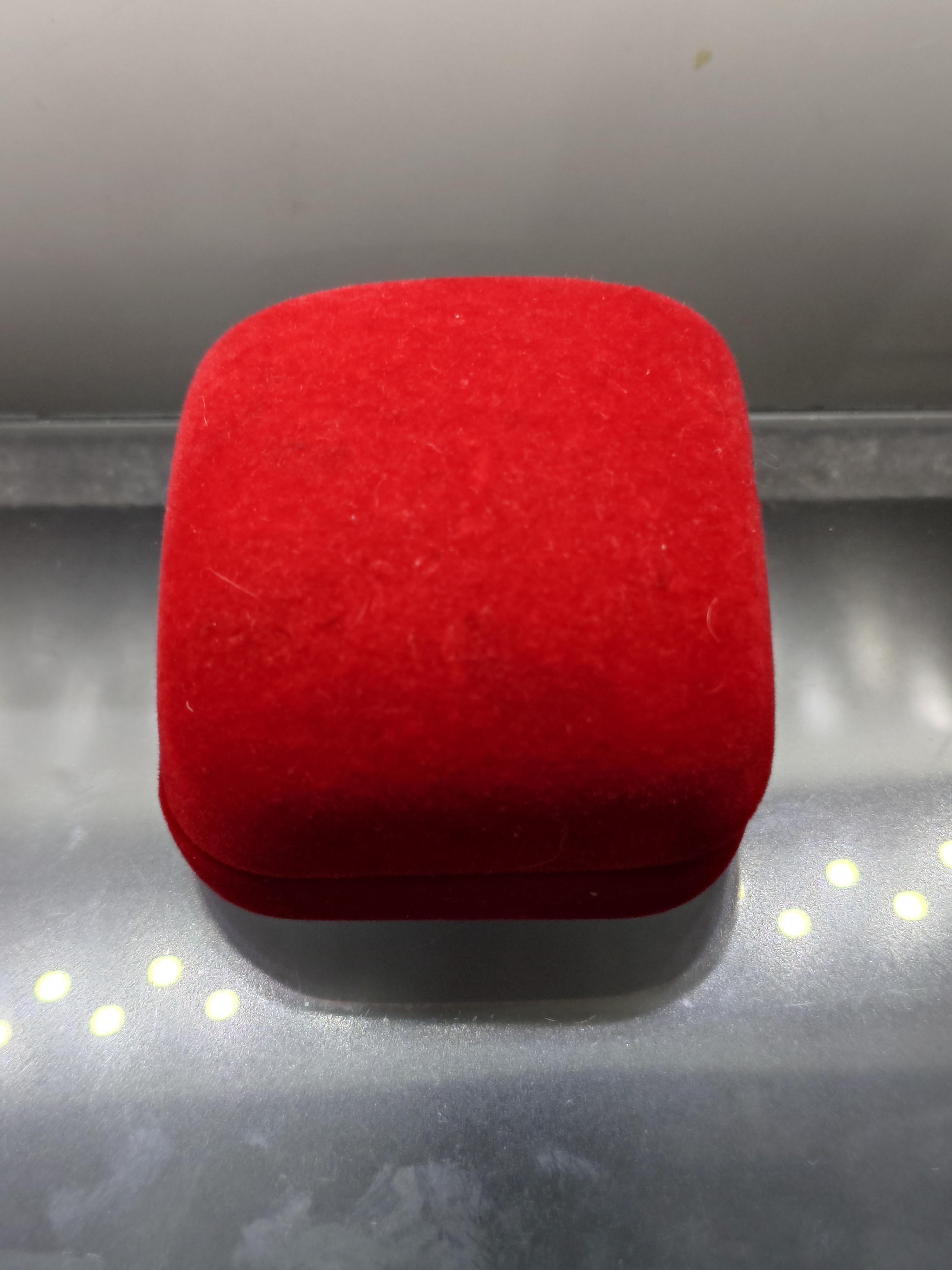 หลวงปู่ไต้ฮงกง เนื้อเงิน รุ่นกาญจนาภิเษก จัดสร้างโดย มูลนิธิปอเต็กตึ๊ง ปี2539 นิยม หายาก