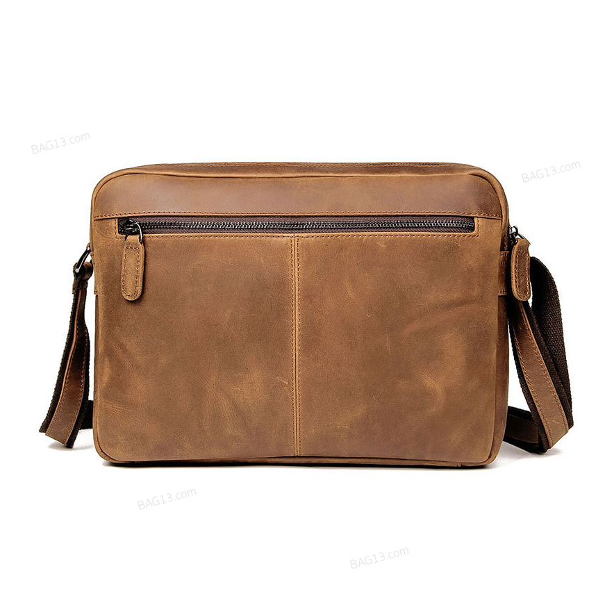 กระเป๋าสะพายข้าง หนังแท้100% พกพาสะดวก ใส่สมุด ใส่ iPad และของใช้ส่วนตัวได้ รหัส A033