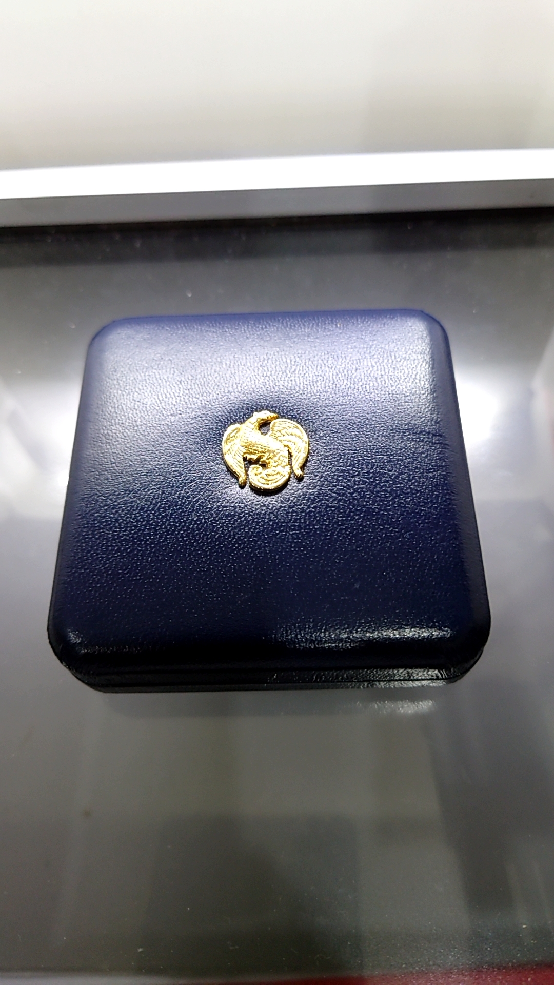 เหรียญ 100 บาท นิเกิลขัดเงา ที่ระลึกเวิร์ลแบ็งค์ ปี2534 พร้อมใบเซอร์กล่องหนัง