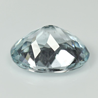 อความารีน (Aquamarine) 1.53 กะรัต สีฟ้าอ่อนน้ำทะเล รูปไข่