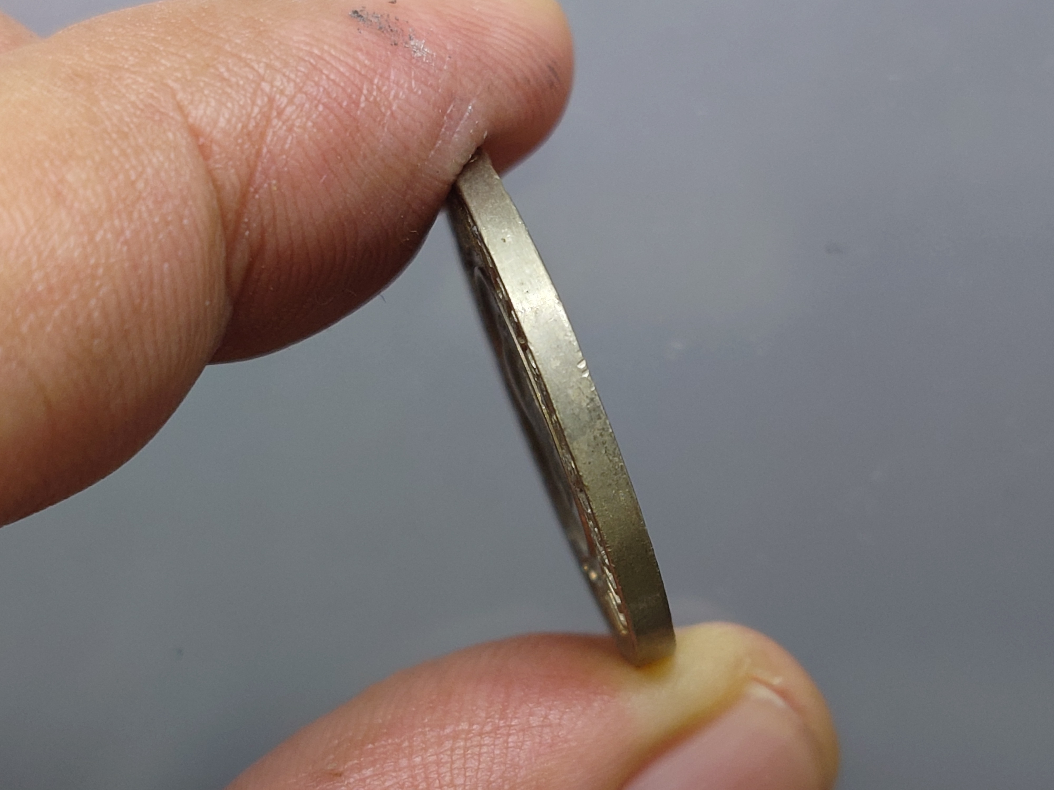 เหรียญ กาสิโน ชนิดราคา 1 บาท พ.ศ.2488 สภาพสวย