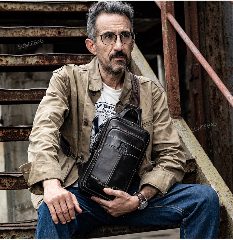 กระเป๋าคาดอกผู้ชาย หนังแท้100% พกพาสะดวก ใส่สมุด ใส่ iPad และของใช้ส่วนตัวได้ CODE:B041