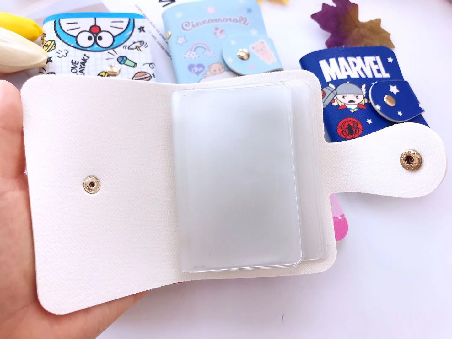 MUISUNGSHOP กระเป๋าใส่บัตรลายการ์ตูน กระเป๋าใส่บัตร 20 ช่อง กระเป๋านามบัตร กระเป๋าใส่บัตรเครดิต