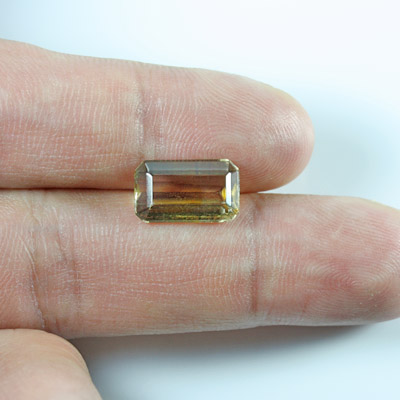 แบไรท์ (Barite) 6.87 กะรัต พลอยหายาก จากบราซิล