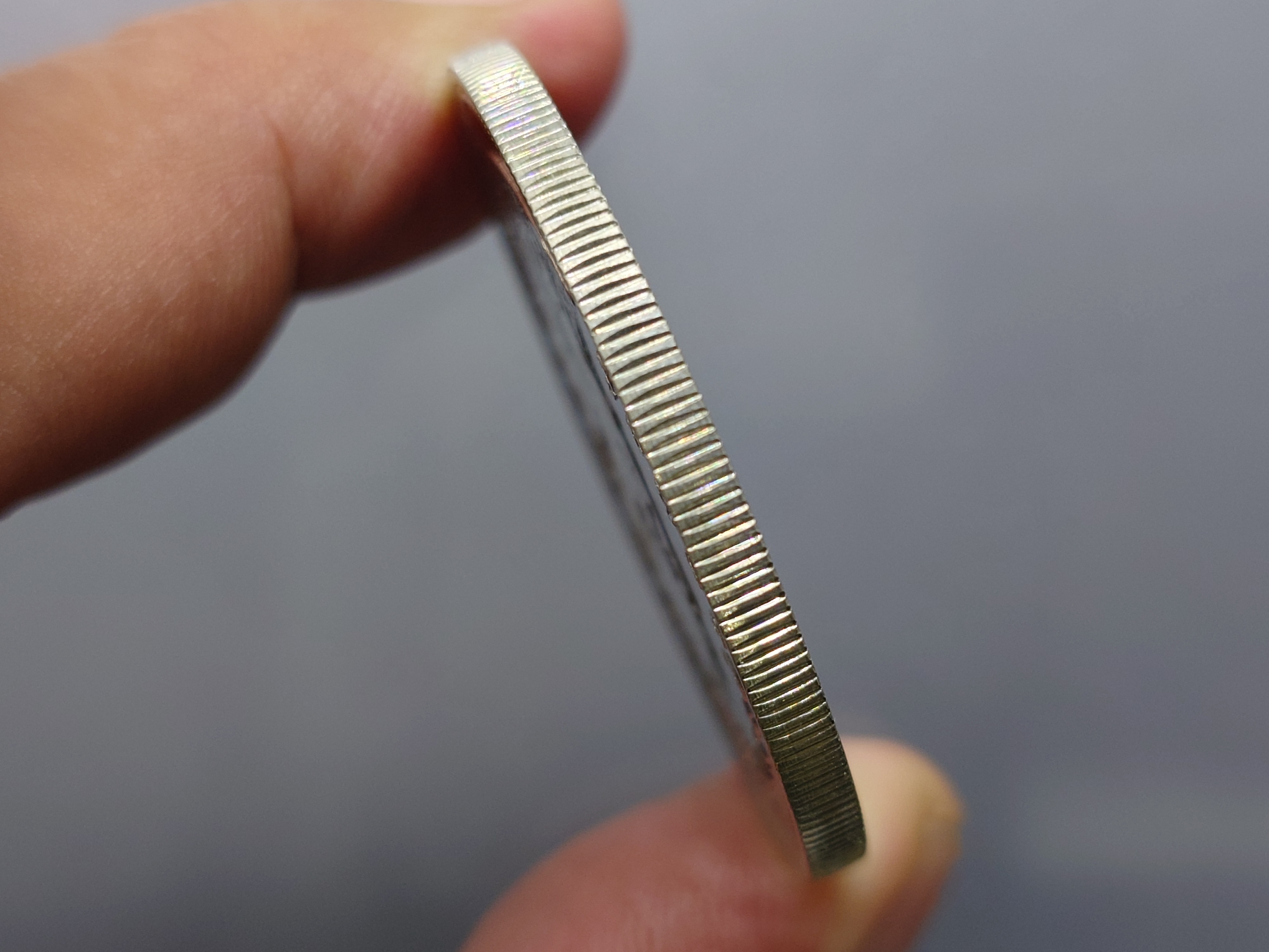 เหรียญเงิน 100 บาท ที่ระลึกอนุรักษ์ธรรมชาติและสัตว์ป่า (ละมั่ง) ปี2517