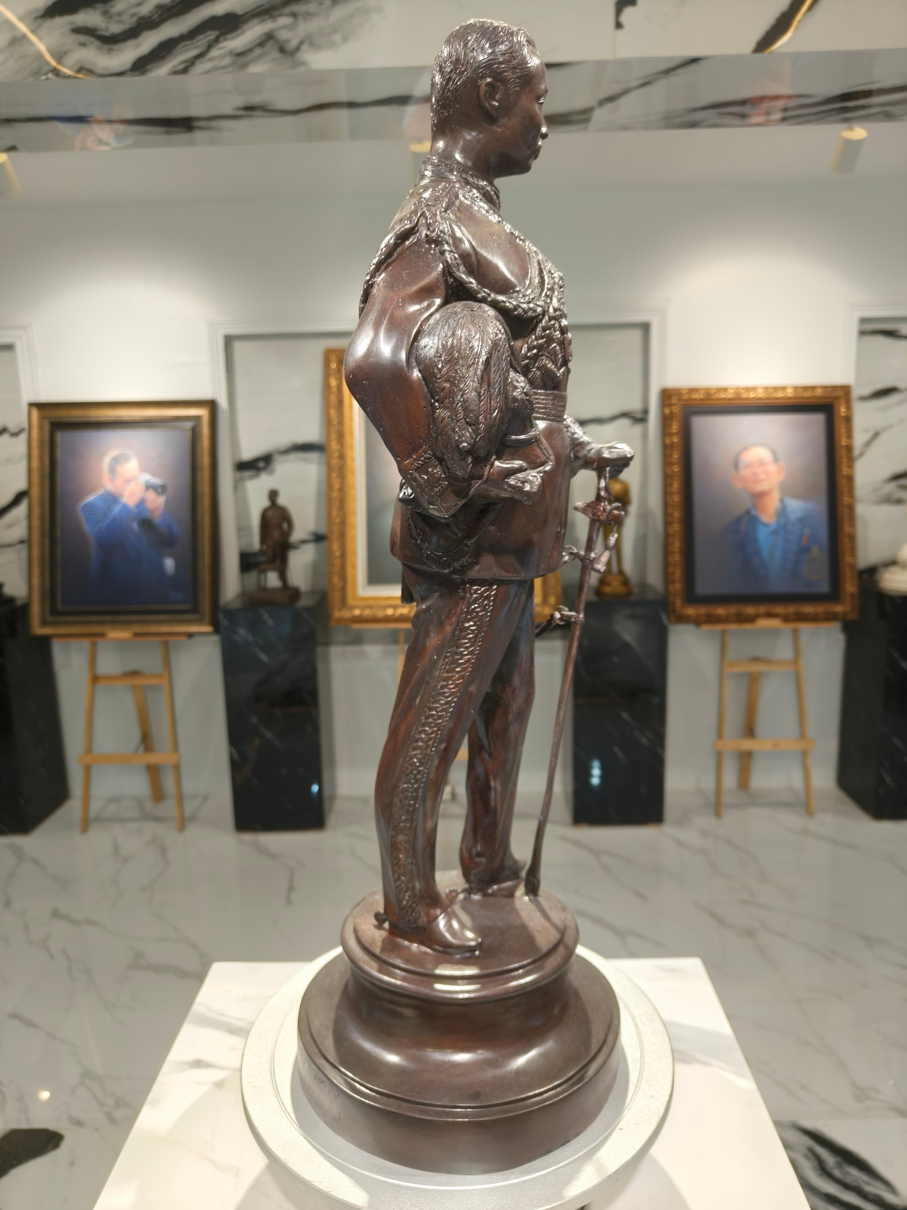 รูปหล่อ รัชกาลที่ 5 ร.5 หน้าตัก 12 นิ้ว วัดบรมนิวาสราชวรวิหาร