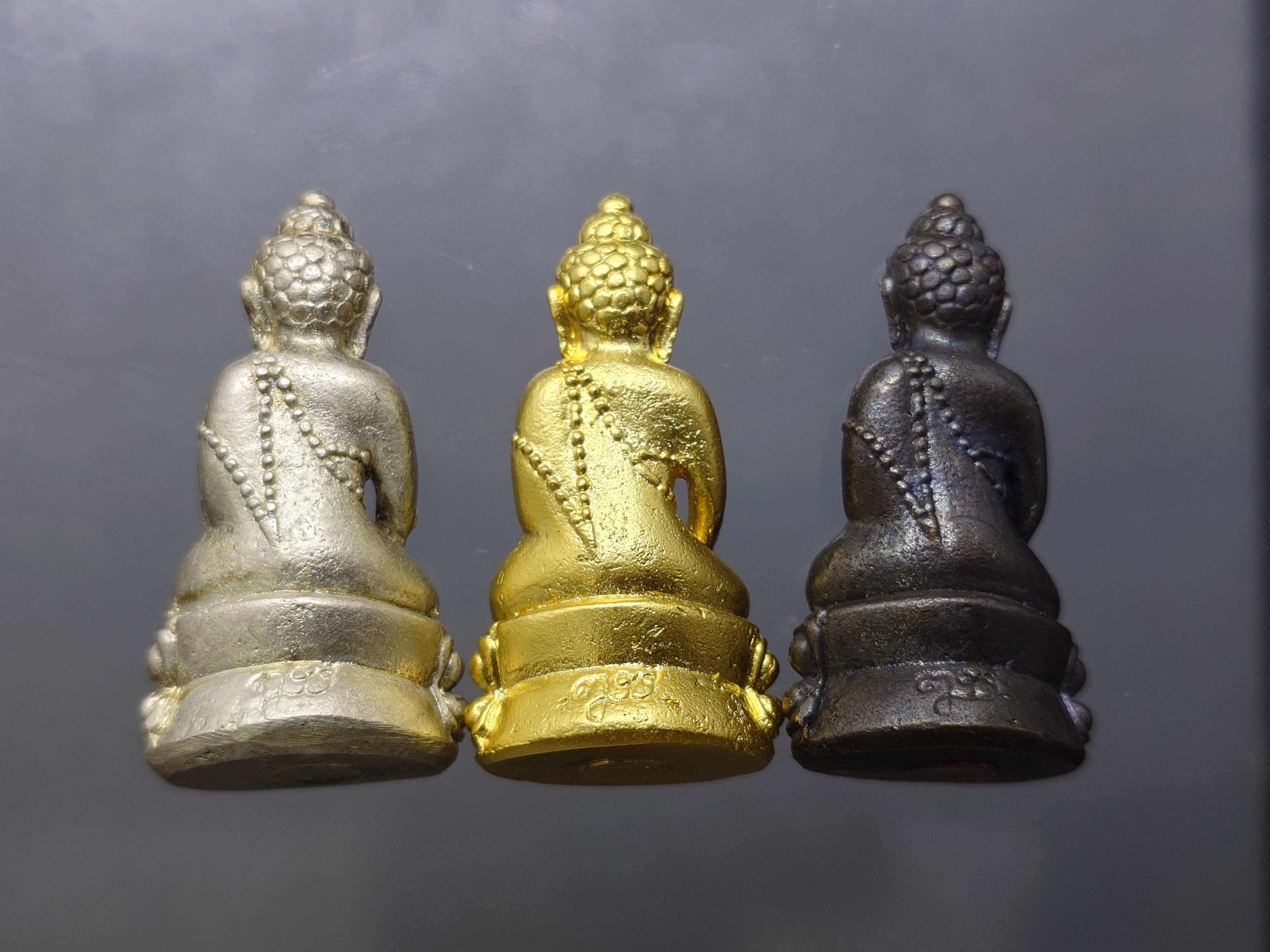 พระกริ่งบารมี ๘๔ ญสส 84 พรรษา สมเด็จพระญาณสังวร สมเด็จพระสังฆราช เนื้อโลหะผสม วัดบวรนิเวศวิหาร ปี2540 พร้อมกล่องเดิม