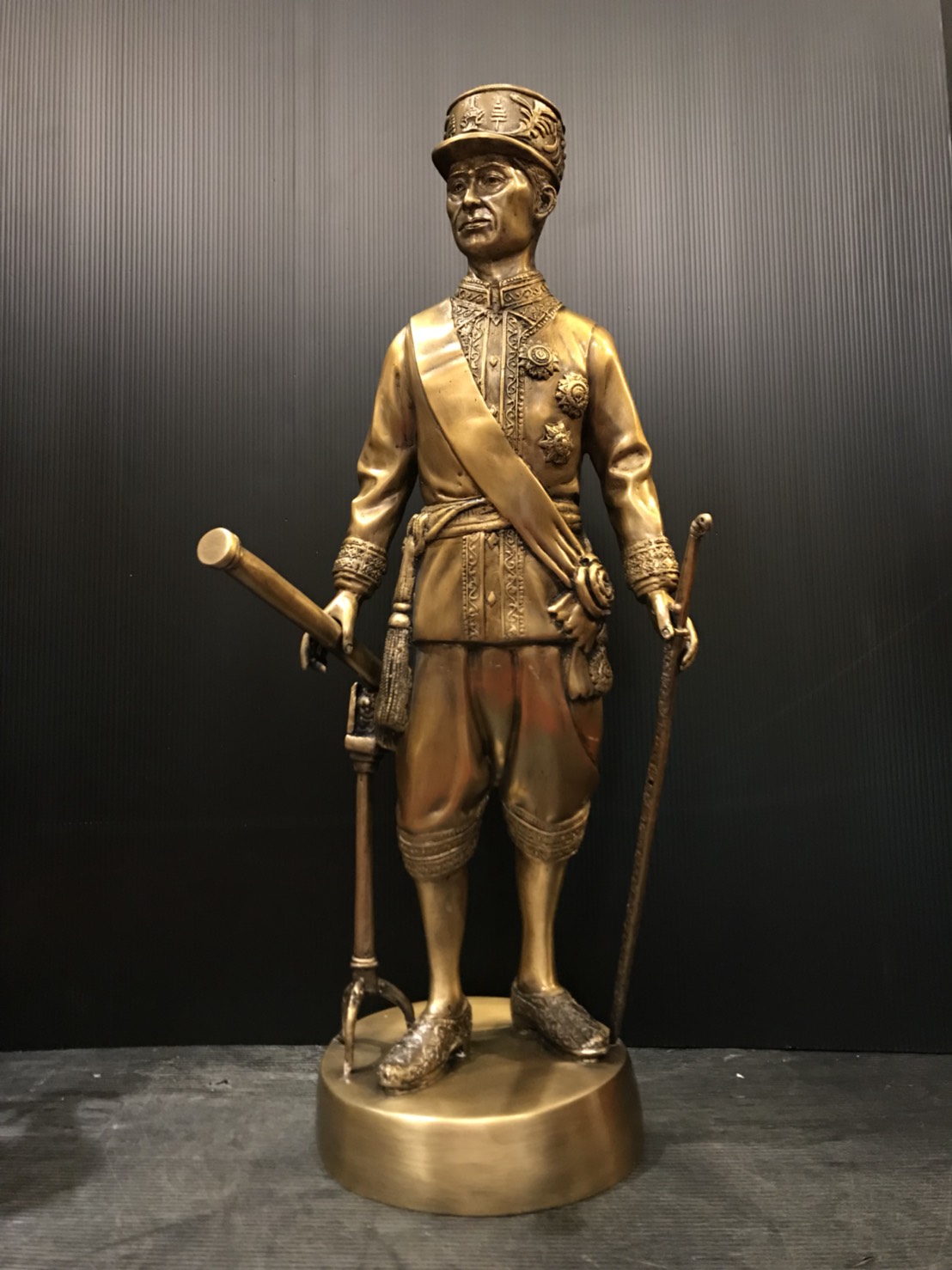 รูปหล่อ 7 มหาราชแห่งสยาม 7 วีรกษัตริย์ไทย เหมือนที่อุทยานราชภักดิ์ เนื้อสำริศ ขนาด limited