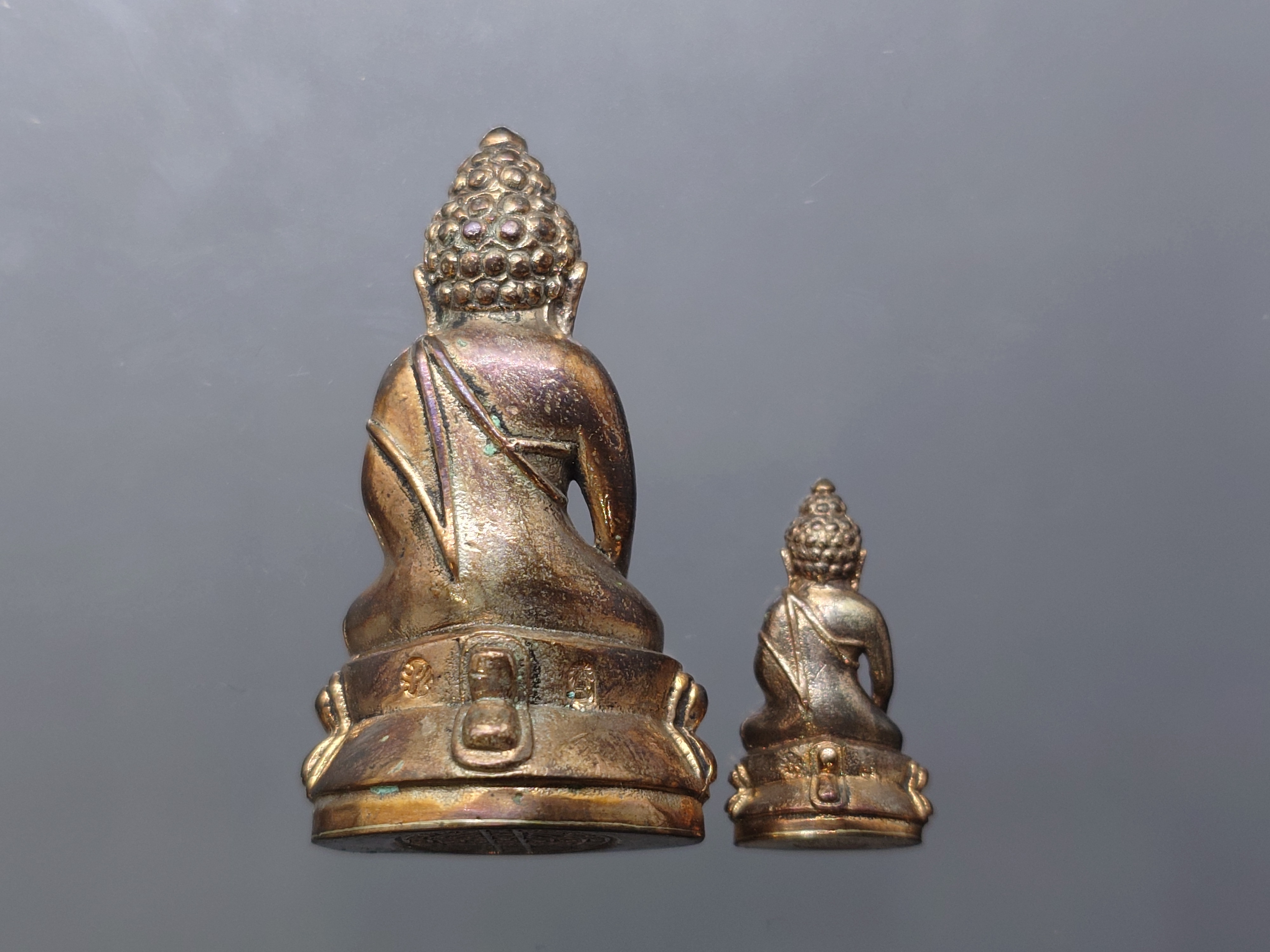 พระกริ่ง พระชัยวัฒน์ ภ.ป.ร.จุฬาลงกรณ์ เนื้อนวะโลหะ วัดบวรนิเวศวิหาร ปี 2550 พร้อมกล่องเดิม