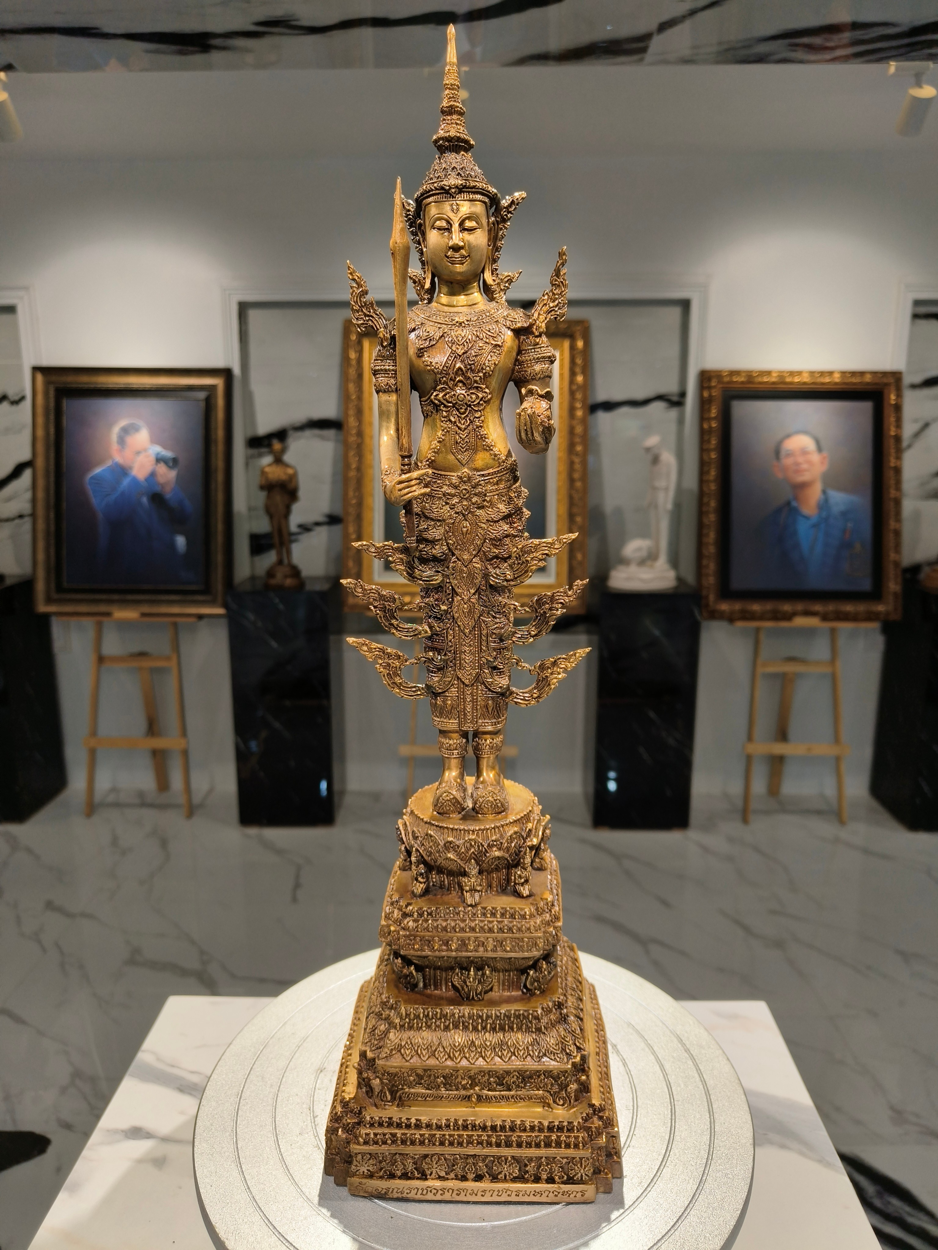 พระพุทธรูป พระคลังมหาสมบัติหน้าตัก 5 นิ้ว วัดอรุณราชวรารามราชวรมหาวิหาร ปี พ.ศ.2539