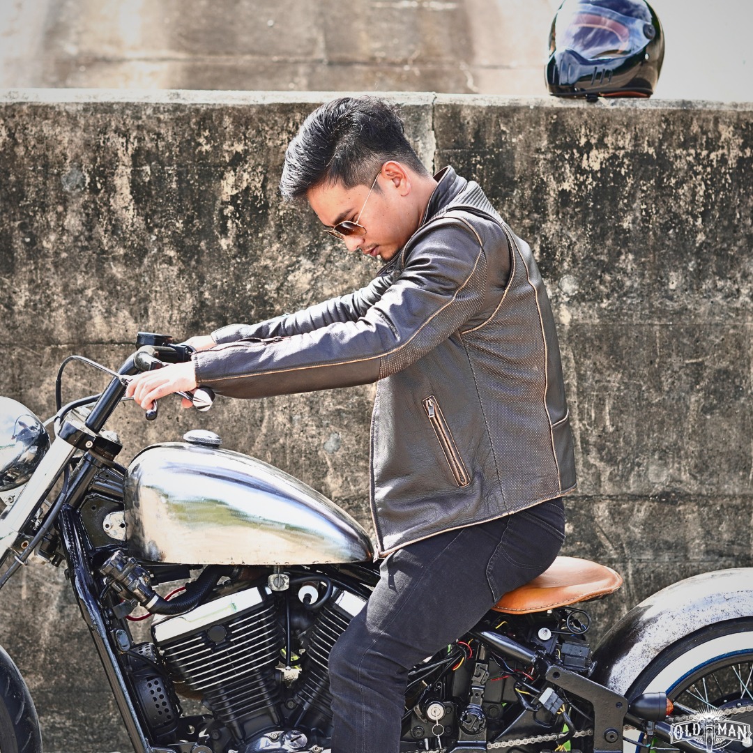 เสื้อหนังแท้ Caveman 802SC มีการ์ด (กรุณาสอบถามไซส์ก่อนสั่งซื้อ)