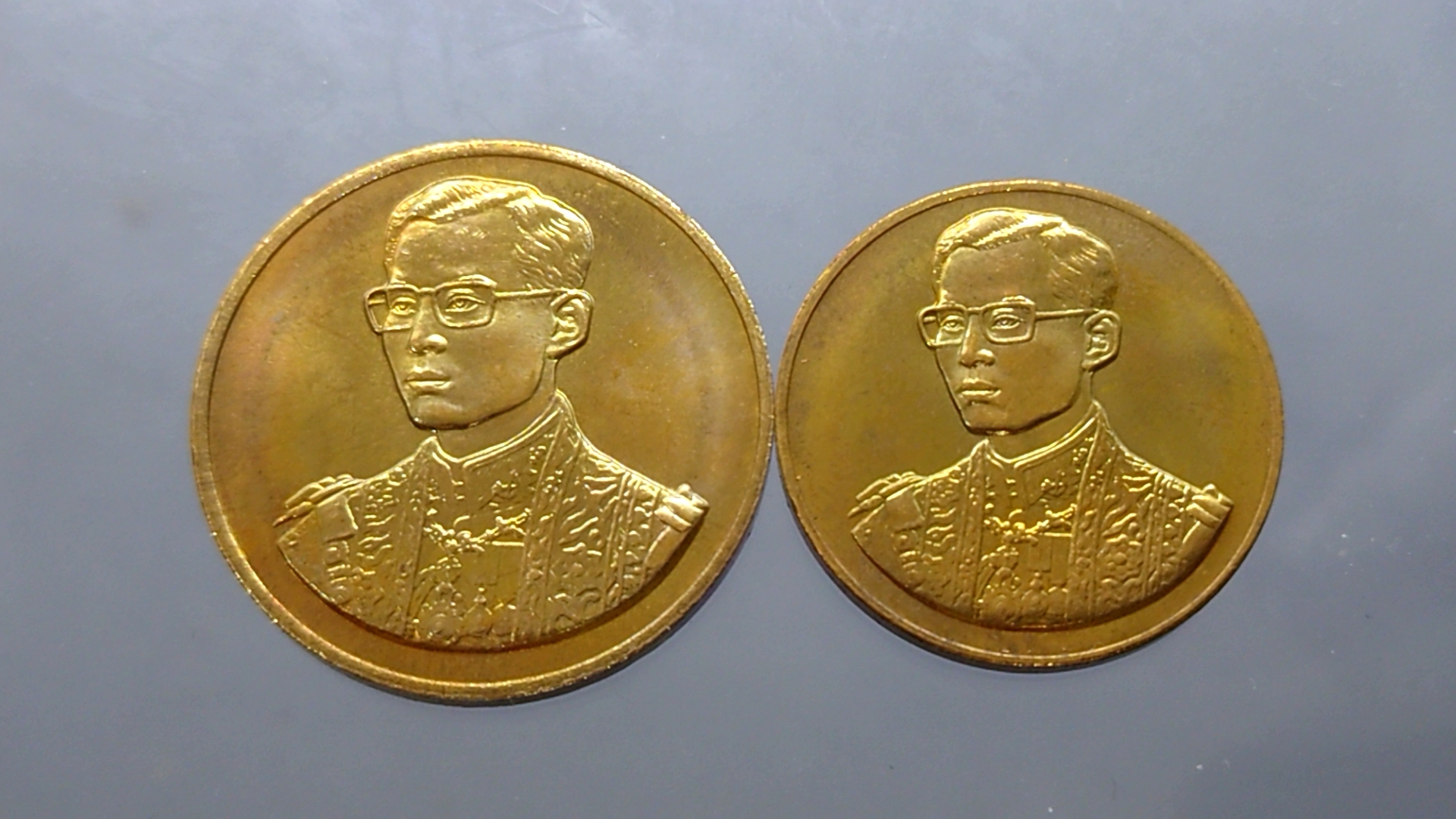 ชุด 2 เหรียญ พิมพ์เล็ก ใหญ่ เหรียญทองแดงกาญจนาภิเษก(หลวงพ่อจรัญ)บล๊อกกษาปณ์ อัยการจัดสร้าง 2539