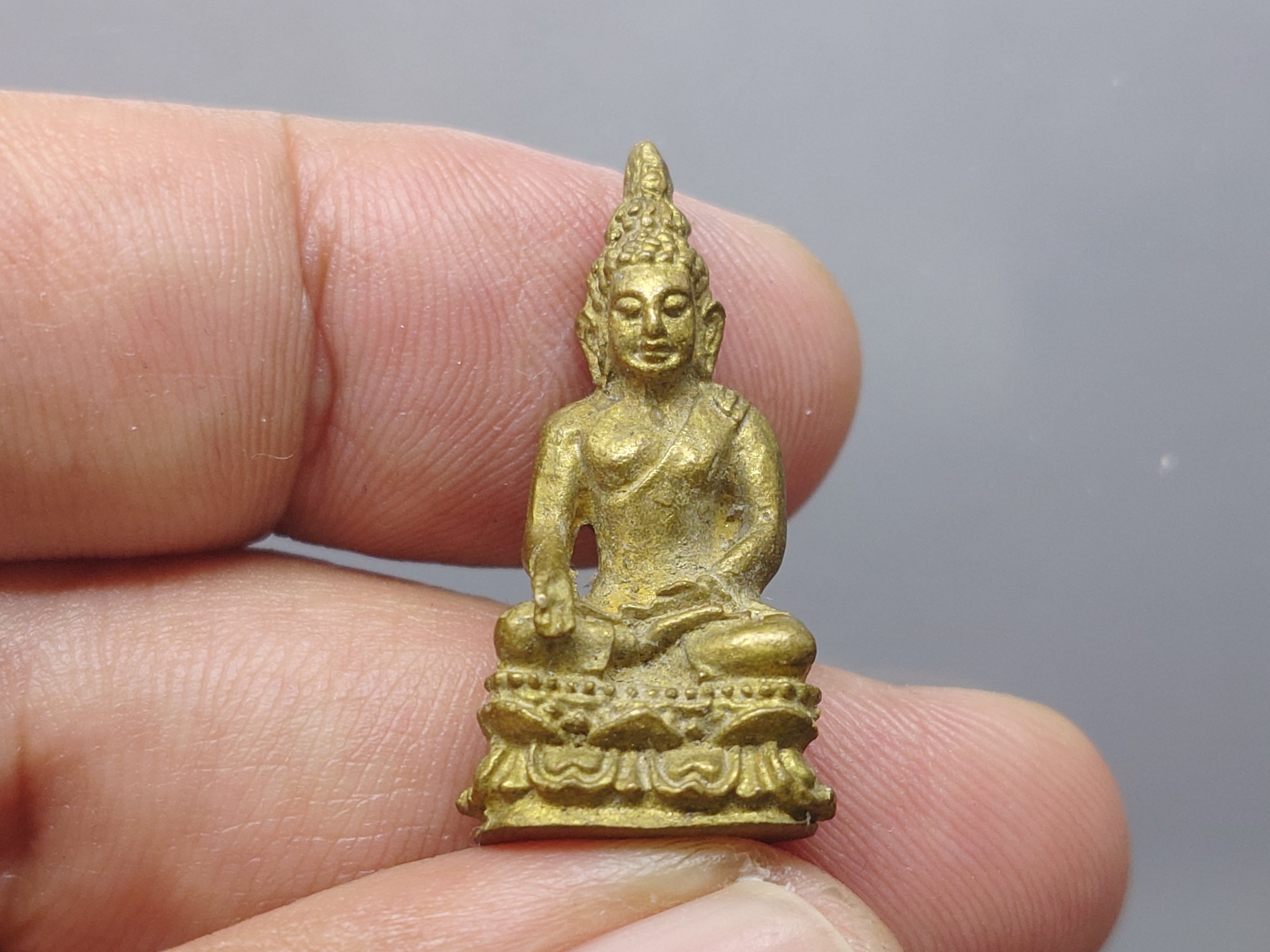 พระกริ่งไพรีพินาศ ญสส 80 พรรษา สมเด็จพระญาณสังวร สมเด็จพระสังฆราช เนื้อทองเหลือง วัดบวรนิเวศวิหาร ปี2536 พร้อมใบประกวด รางวัลที่2