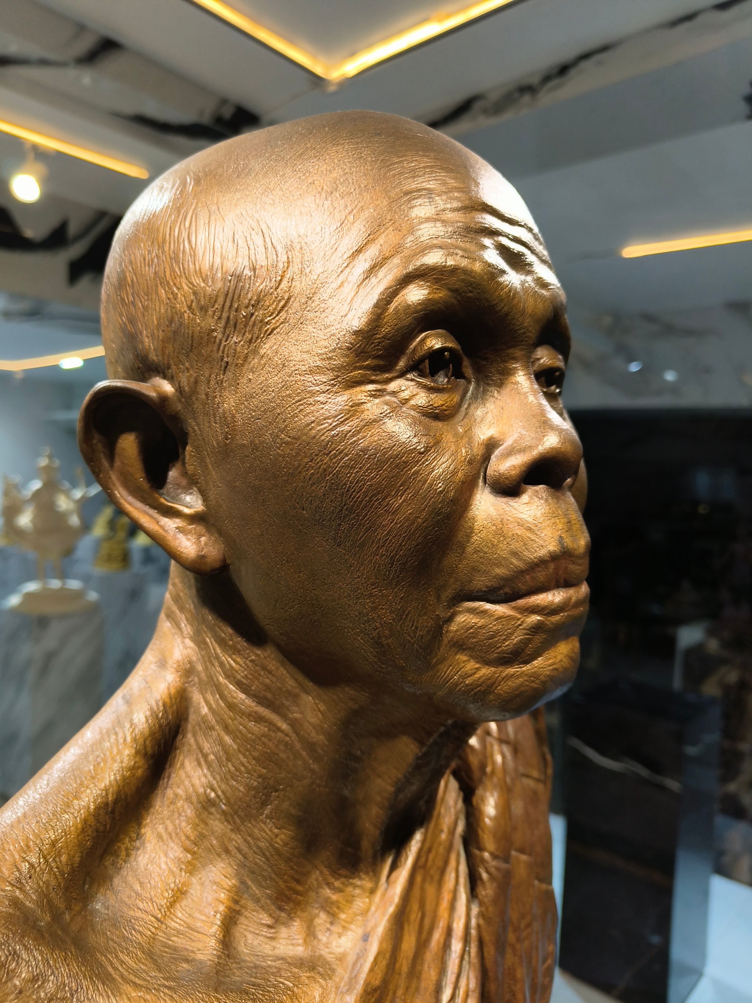 รูปหล่อ หลวงพ่อคูณ ของ อาจารย์ สันติ พิเชฐชัยกุล