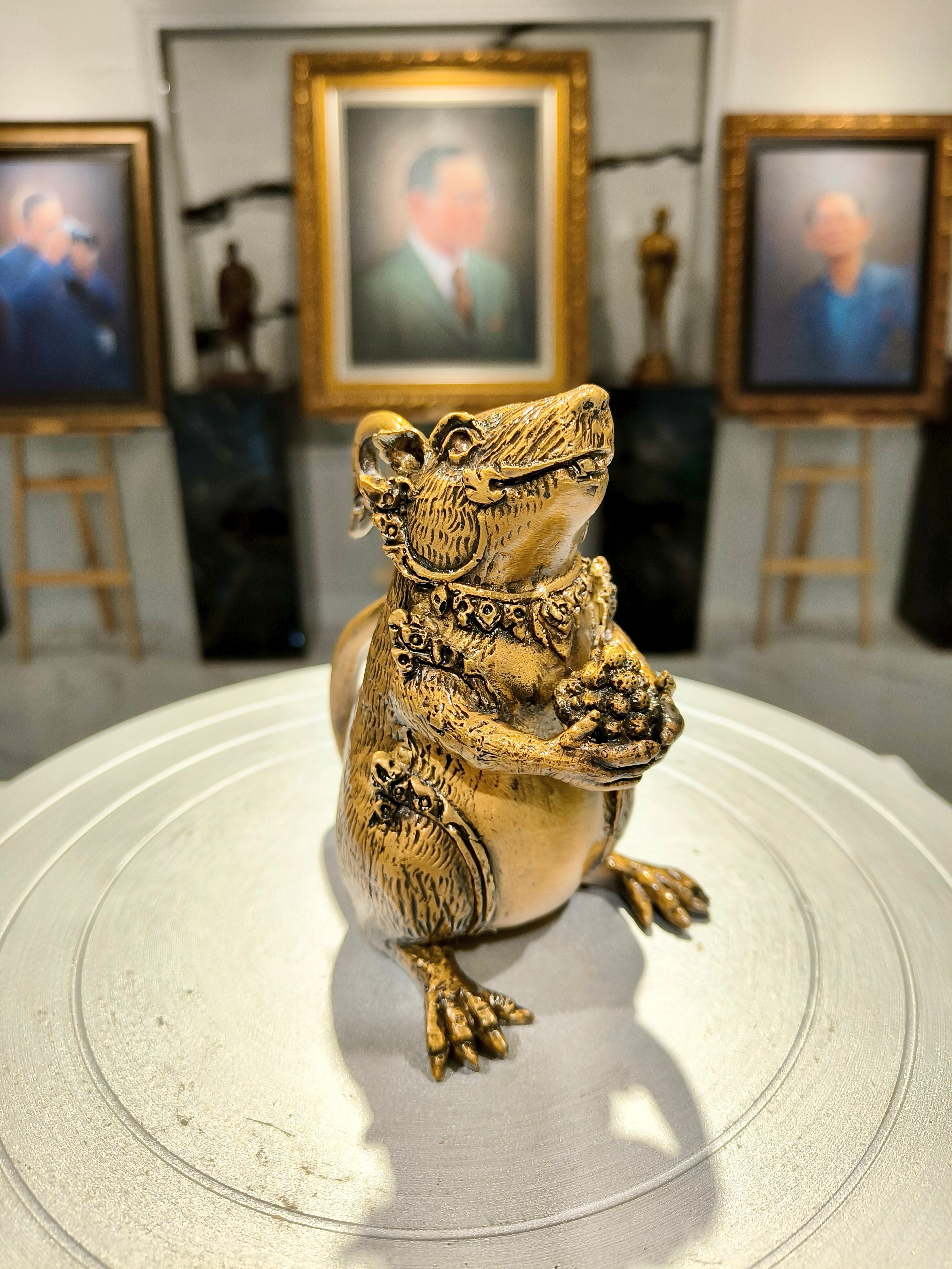 รูปหล่อ หนูมุสิกะถือขนม หนูพระพิฆเนศ หน้าตัก 3 นิ้ว เนื้อสัมฤทธิ์