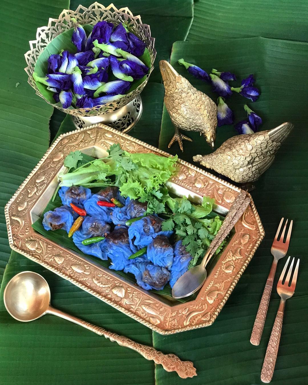 ถาดน้ำชาทองเหลือง ขอบลายปูปลา